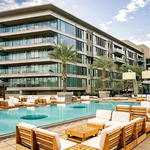 4* Hotell W